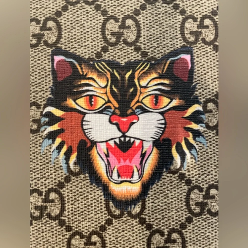 Authentic 100% NEW Multi Gucci supreme GG Tiger Patch iPhone 8 case.24 0326185